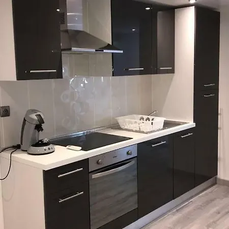 Les Peaux Rouges Apartment