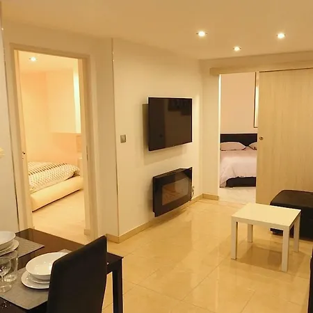 Apartment Les Peaux Rouges