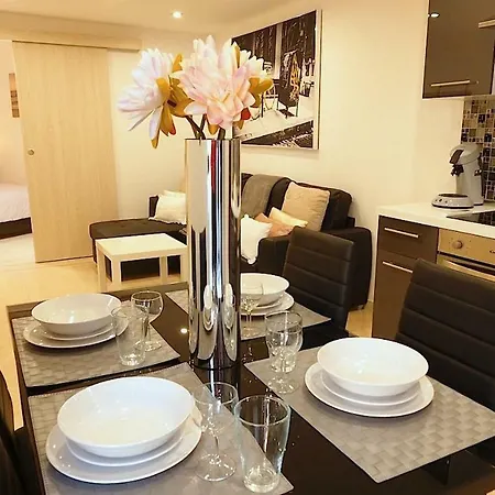 Les Peaux Rouges Apartment Agde